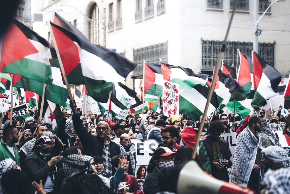 مندوب اليمن بالأمم المتحدة: القوات المسلحة تعيد تنظيم صفوفها وتستعيد زمام المبادرة