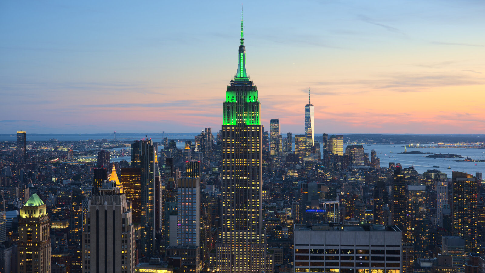 قفزة قوية في مبيعات التجزئة الأساسية الأميركية خلال آب متجاوزة التوقعات