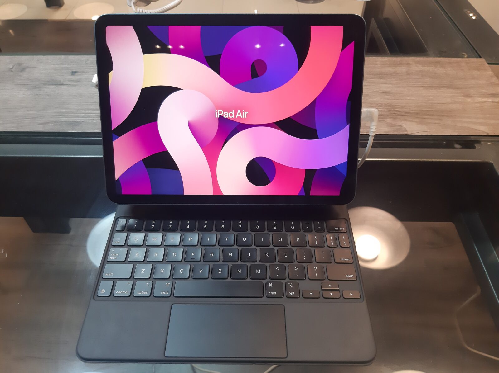 أسعار جديدة لأجهزة آبل: ماك ستوديو بإيرام M5 من 2499 دولار وماك ميني M6 من 899 دولار
