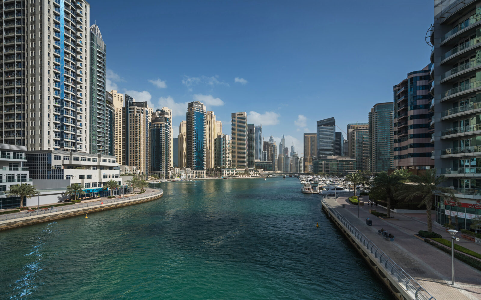 الإمارات تعلّق رحلات شركات الطيران الإيرانية من وإلى أراضيها حتى إشعار آخر
